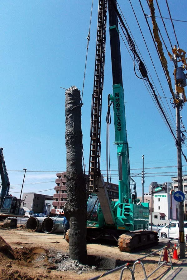 杭抜き工法 施工風景